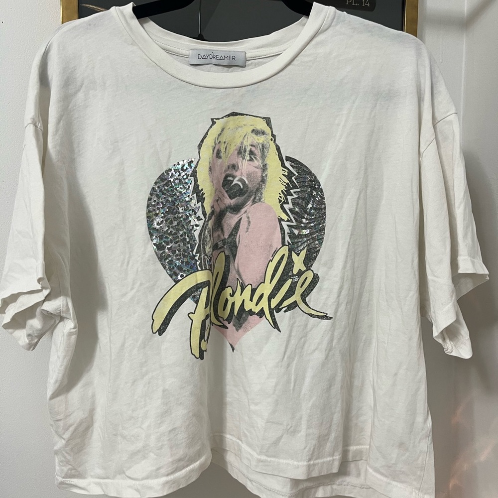 Daydreamer Cropped Classic White Tee